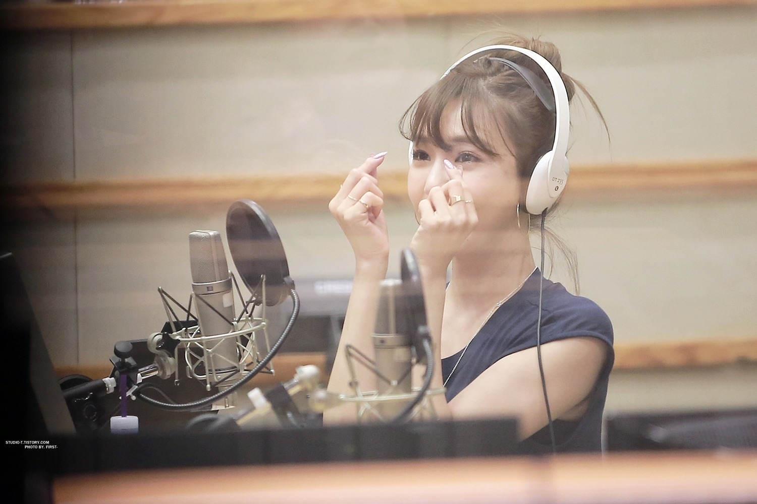 [PIC][17-05-2016]Tiffany xuất hiện tại “KBS Cool FM SUKIRA” vào tối nay 2145044057446310229A79