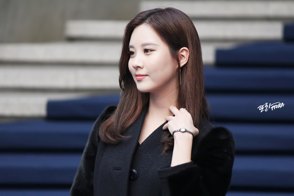 [PIC][18-10-2015]SeoHyun tham dự "HERA SEOUL FASHION WEEK S/S 2016 'ANDY&DEBB'" vào chiều nay 2222D03B563B5DFB106A1C