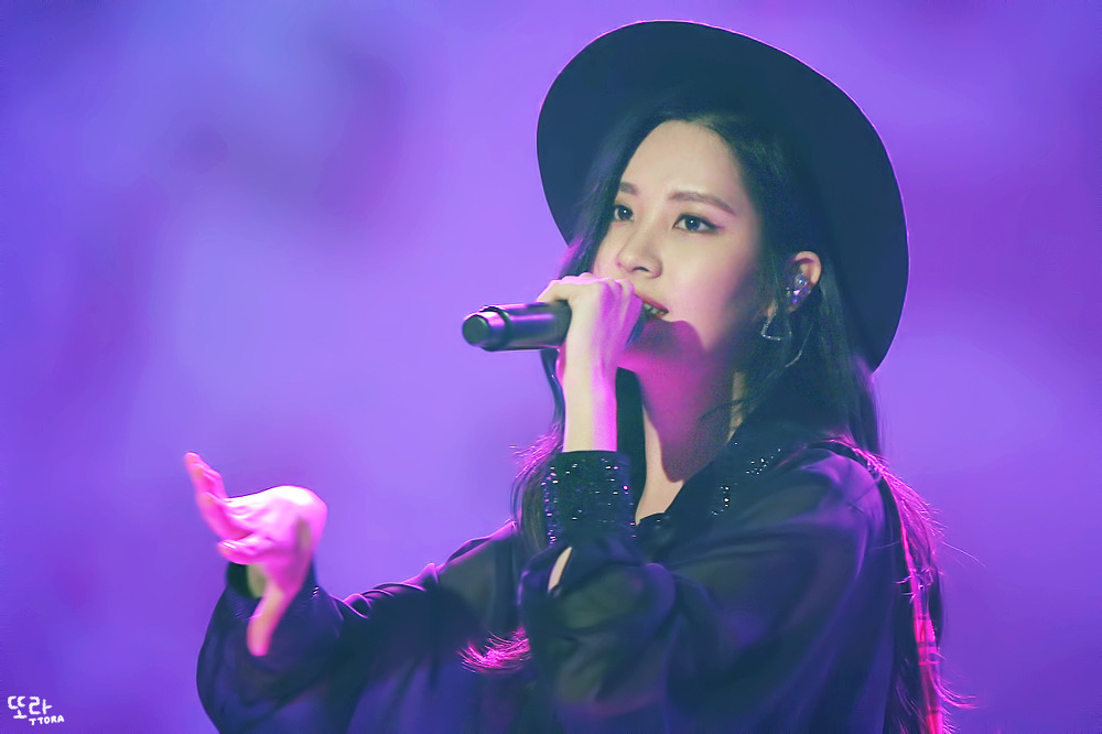 [PIC][11-11-2014]TaeTiSeo biểu diễn tại "Passion Concert 2014" ở Seoul Jamsil Gymnasium vào tối nay - Page 4 2237FE37546716FE080262