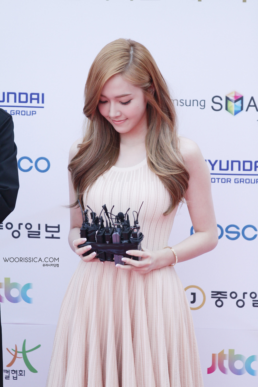 [PIC][03-06-2013]Jessica xuất hiện tại "7th Musical Award" vào chiều nay + Chiến thắng với giải thưởng "'Popular Actress" 2249573A51AC901F3423B4