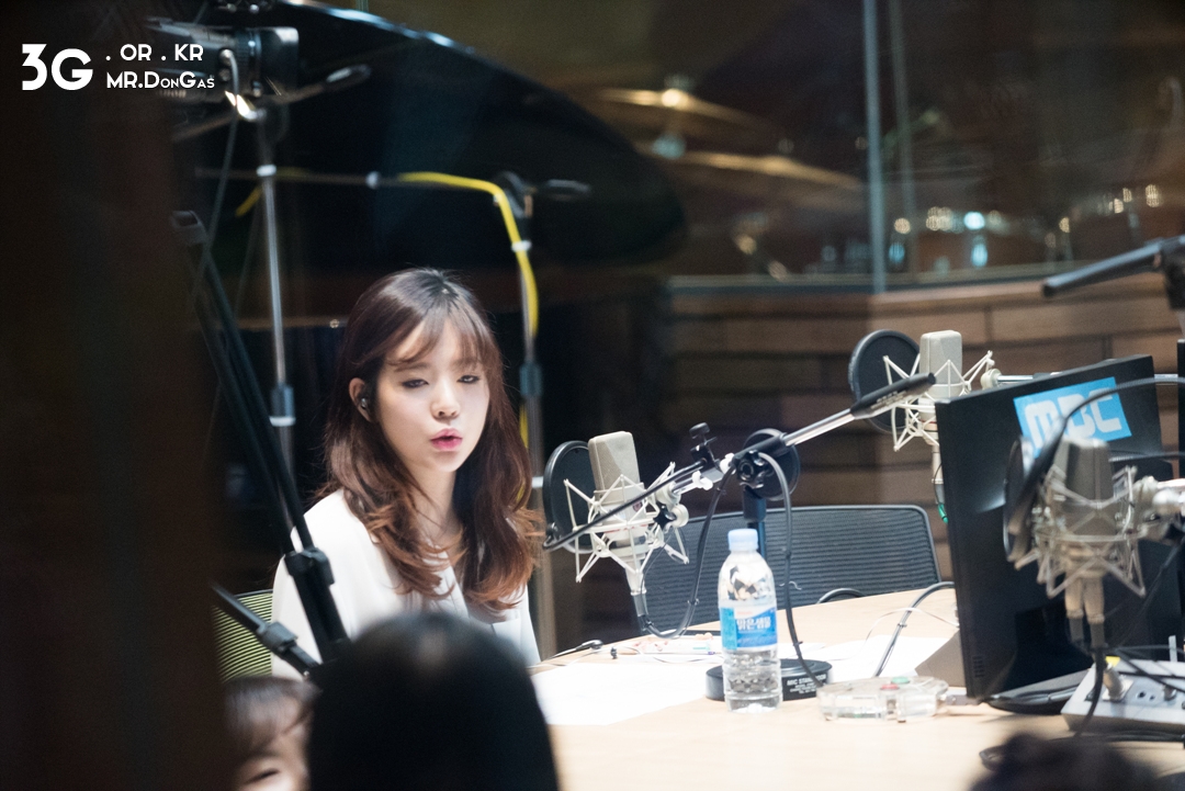 [OTHER][06-02-2015]Hình ảnh mới nhất từ DJ Sunny tại Radio MBC FM4U - "FM Date" - Page 11 23092D44554CADD305353E
