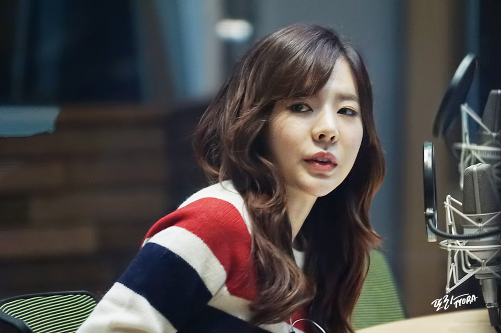 [OTHER][06-02-2015]Hình ảnh mới nhất từ DJ Sunny tại Radio MBC FM4U - "FM Date" - Page 30 2603AB39563ED2FC06EBC8
