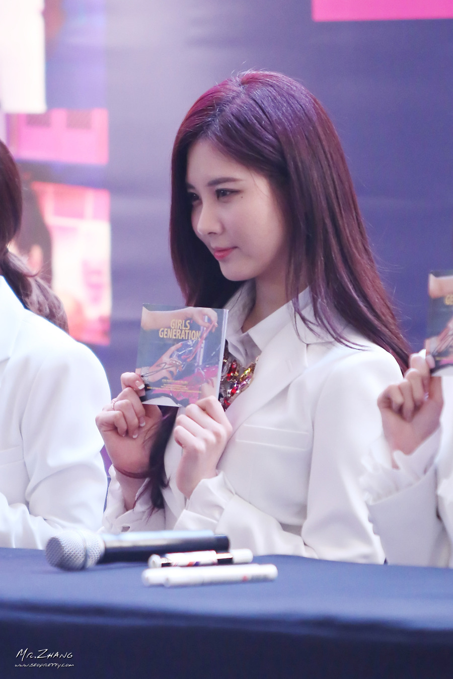 [PIC][14-03-2014]SNSD xuất hiện tại buổi fansign cho "Mr.Mr." vào tối nay  2662E448532328AE24903A