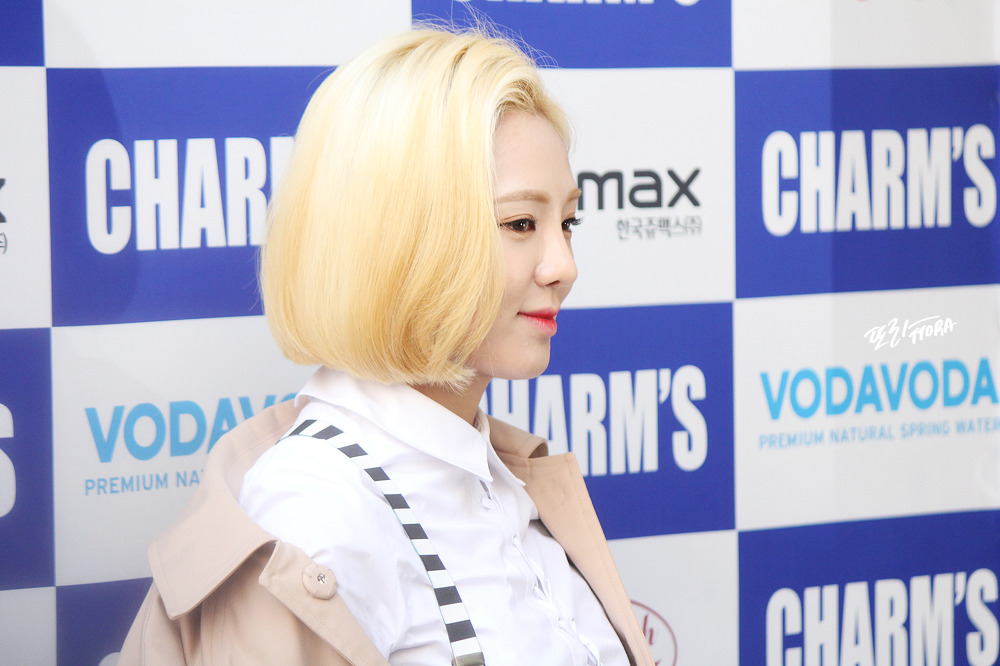 [PIC][18-10-2015]HyoYeon tham dự "HERA SEOUL FASHION WEEK S/S 2016 'CHARM'S’" vào trưa nay 273D3848563EDFAB31AA85