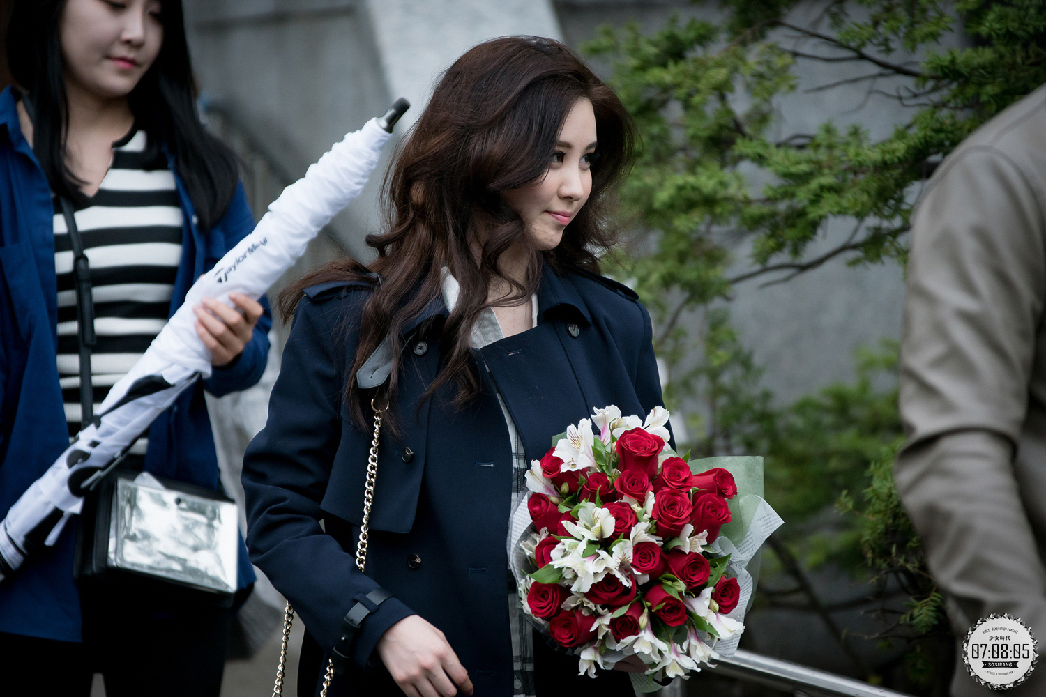 [OTHER][10-11-2014]SeoHyun tham dự buổi họp báo cho vở nhạc kịch mới của cô "Gone With The Wind" - Page 19 2140E23E55E833C42E3645