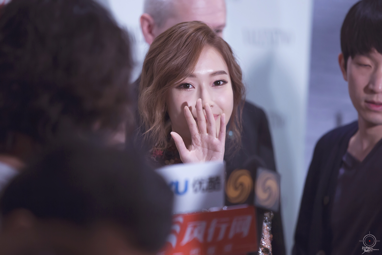 [PIC][04-09-2014]Jessica xuất phát đi Hồng Kông để tham dự sự kiện của thương hiệu "Valentino" vào chiều nay - Page 3 27276842541D6DBD1A289B